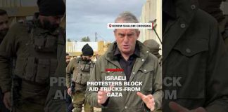 Israeli protesters block aid trucks from Gaza