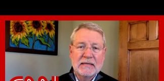 Ex-CIA operative: Things are looking very good for Vladimir Putin
