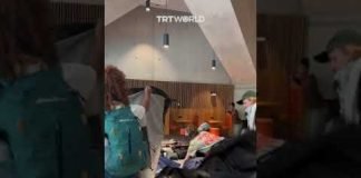 LSE students break into Marshall Building and set up Gaza encampment